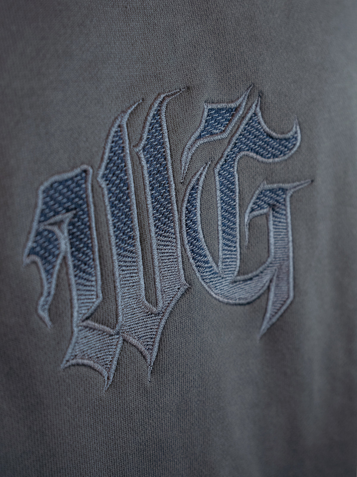 WG GREY CREWNECK