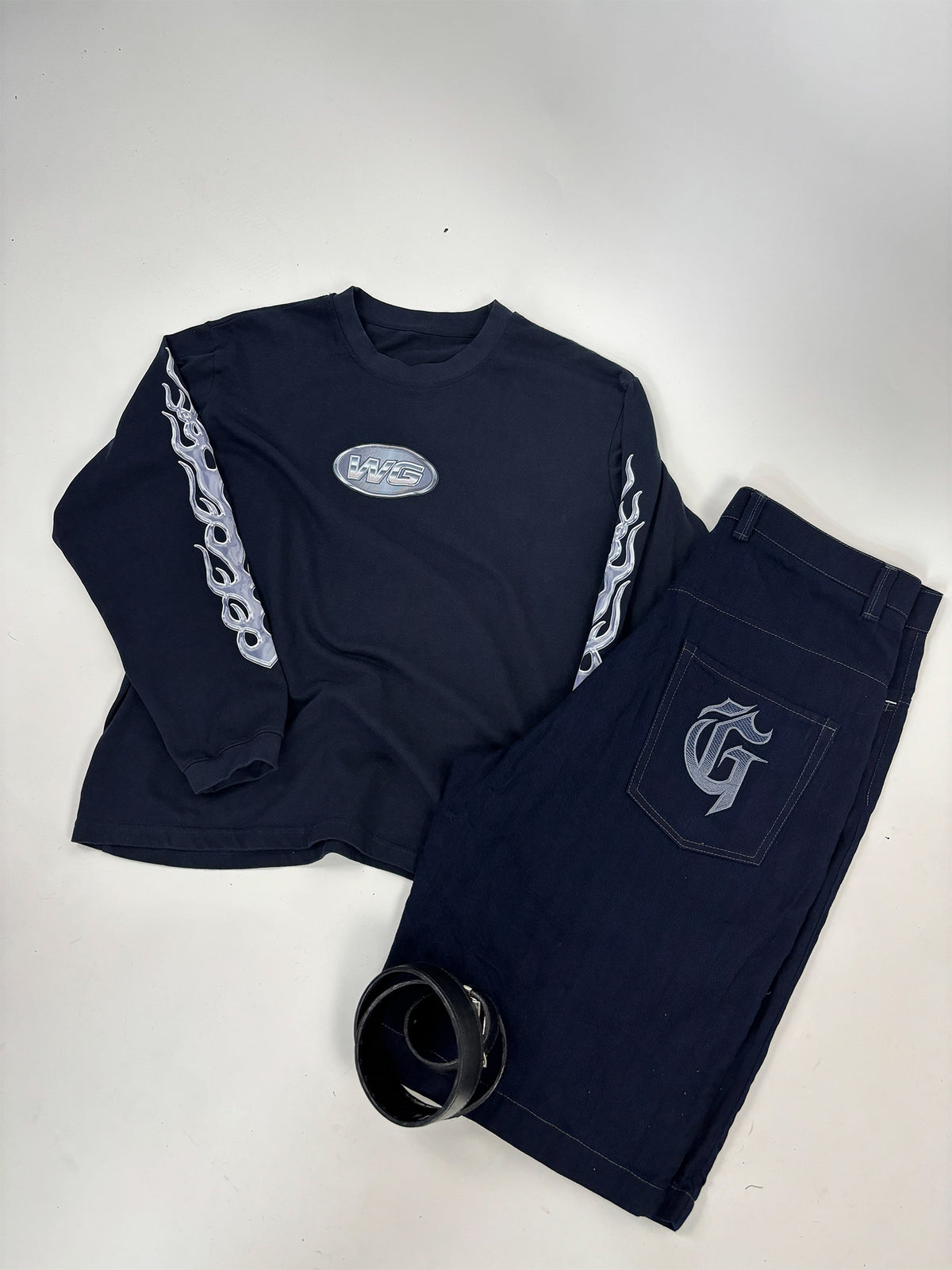 SILVER FLAMES NAVY LONGSLEVE T-SHIRT