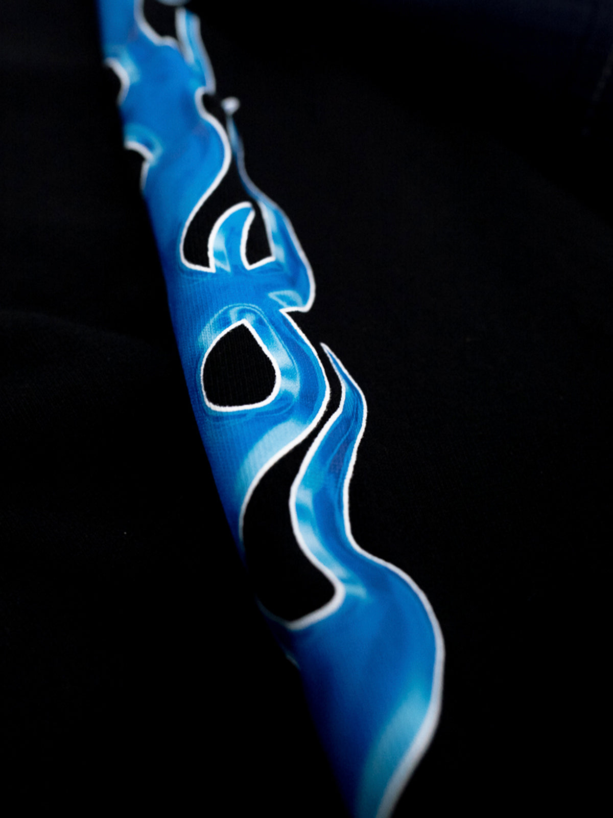 BLUE FLAMES CREWNECK